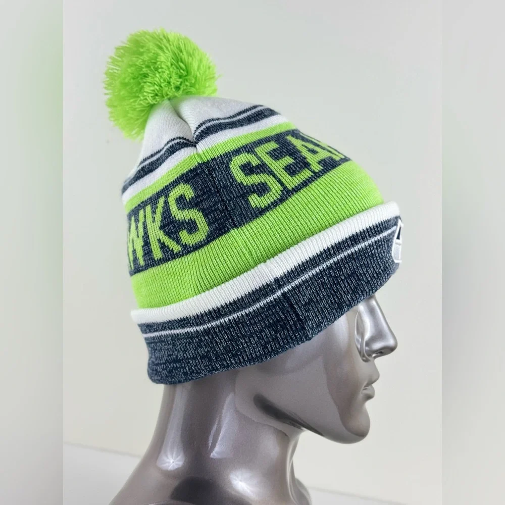 New Era NFL Seattle Seahawks striped Logo, Cuffed Beanie Skull Cap (Unisex)